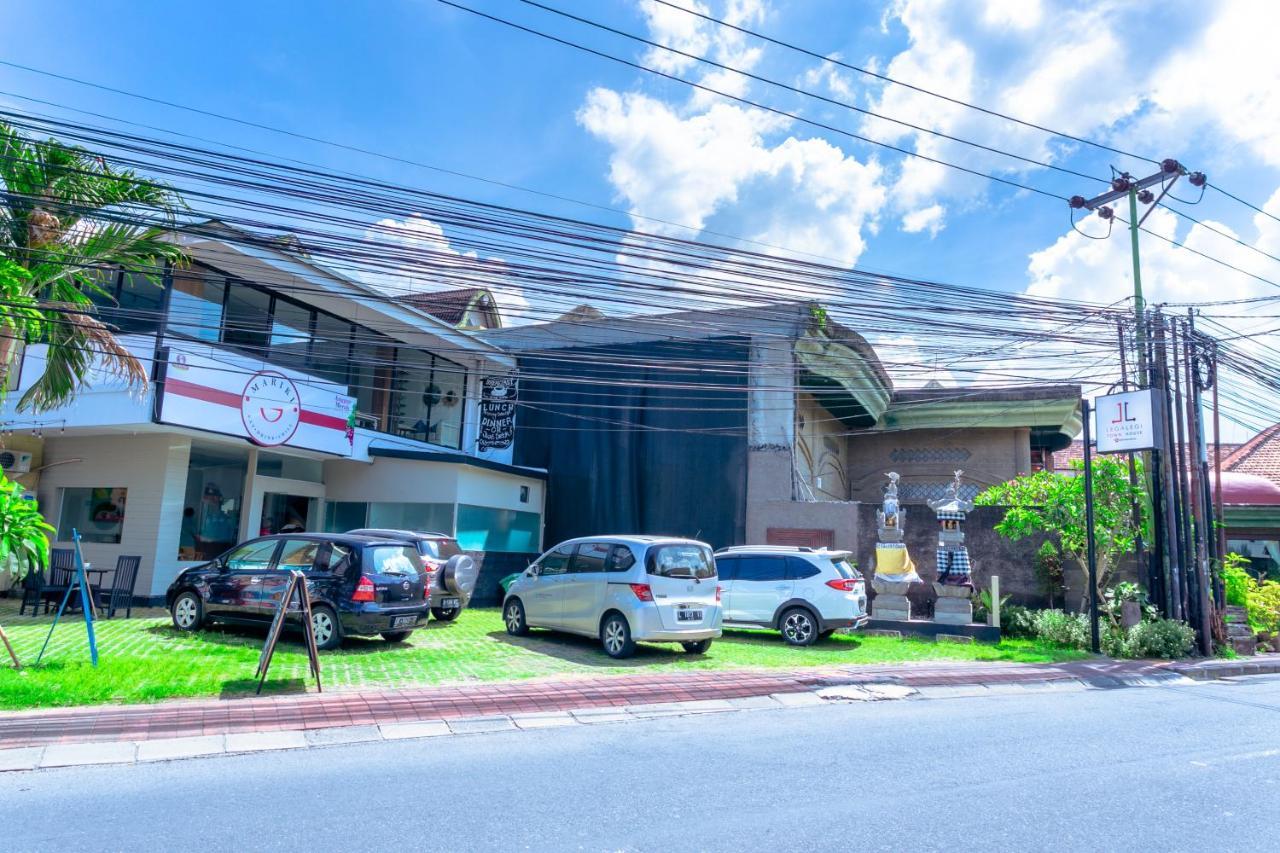 Lega Legi Town House Seminyak By The Lavana Esterno foto